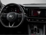 Alfa Romeo Junior en renting, salpicadero