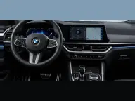 BMW X3 en renting — puesto de conducción