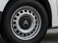 Citroen Berlingo en renting, llanta
