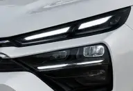 Citroën C4 en renting — faro delantero