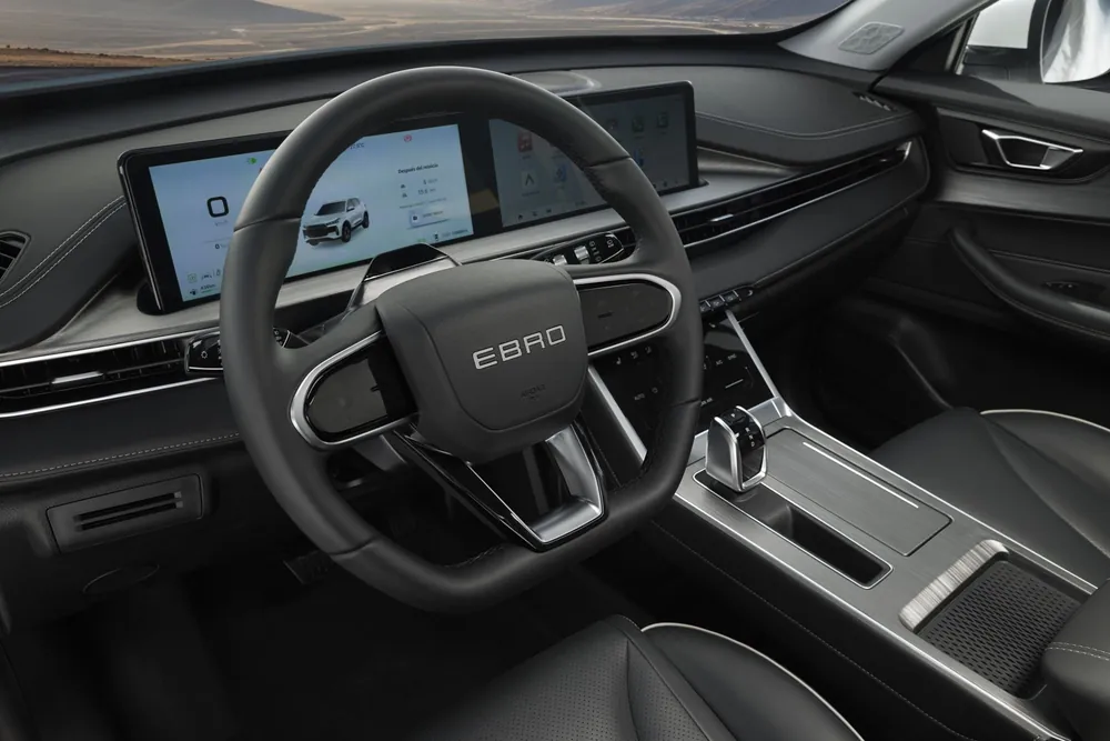 Ebro S400 en renting — salpicadero