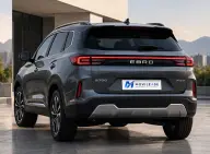 Ebro S700 en renting — vista trasera tres cuartos