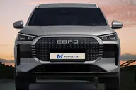 Ebro S800 PHEV en renting — vista frontal
