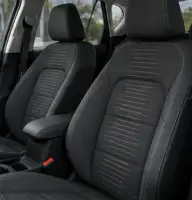 Ford Kuga en renting — asientos delanteros
