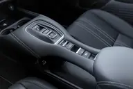 Honda ZR-V Advance, consola central: selector del cambio automático por botones