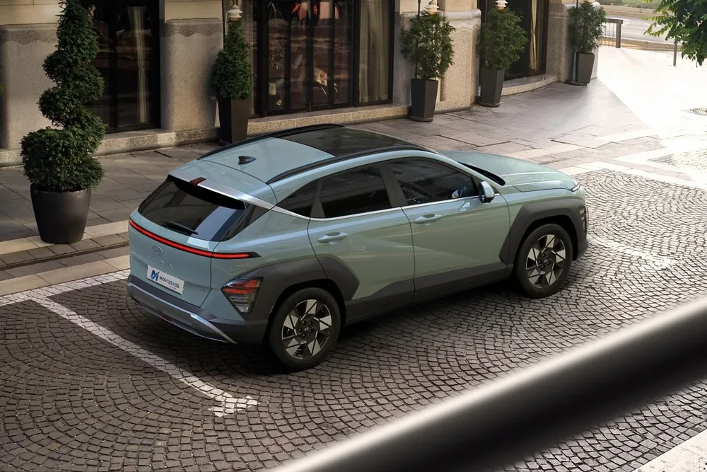 Hyundai Kona Híbrido Mirage Green, vista trasera tres cuartos