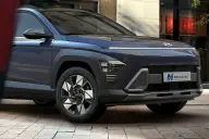 Hyundai Kona Híbrido, detalle del frontal y la llanta