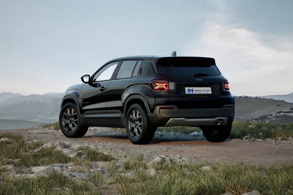 Jeep Avenger eHybrid Altitude, tres cuartos trasero