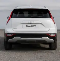 Kia Niro en renting — trasera