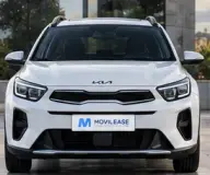 Kia Stonic en renting — frontal