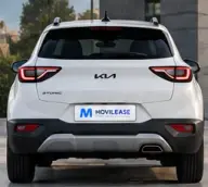 Kia Stonic en renting — trasera
