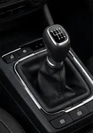 Kia Stonic en renting — palanca de cambio manual