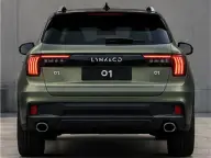 Lynk & Co 01 en renting, trasera