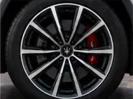 Maserati Grecale en renting, detalle lateral