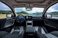 MAXUS T60 Max 4WD, salpicadero completo con las dos pantallas de 12,3"