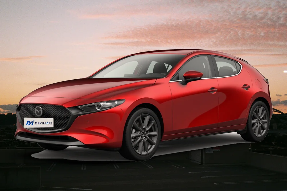 Mazda 3 en renting — vista frontal tres cuartos