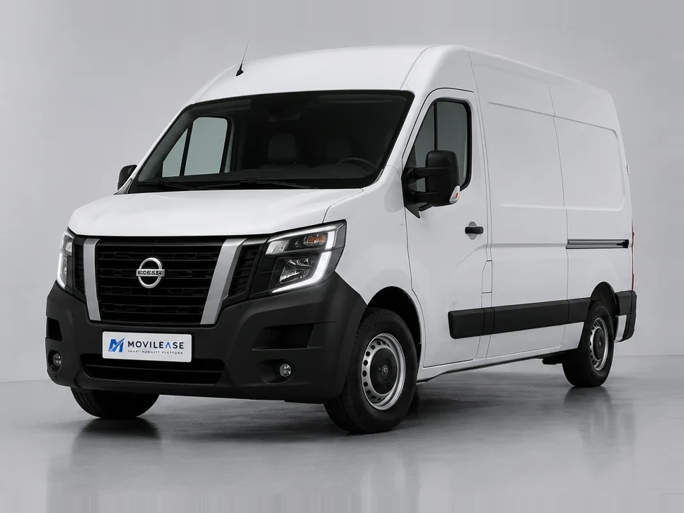 Nissan Interstar en renting — vista exterior delantera