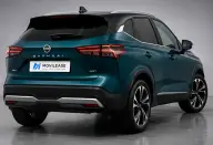 Nissan Qashqai Deep Ocean Blue en renting — vista exterior trasera