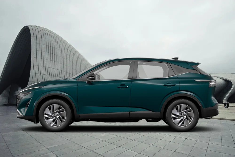 Nissan Qashqai en renting — vista lateral