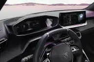 Peugeot 2008, volante compacto y cuadro digital