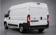 Peugeot Boxer en renting — perfil lateral