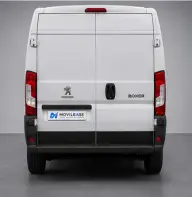 Peugeot Boxer en renting — lateral