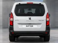 Peugeot Rifter en renting — vista trasera
