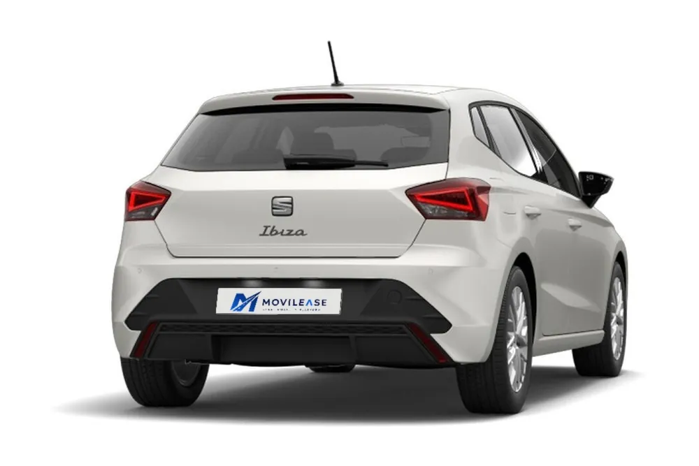 SEAT Ibiza en renting — vista trasera