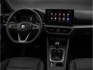 SEAT León FR en renting — interior y puesto de conducción