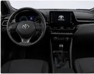 Toyota C-HR en renting — vista exterior