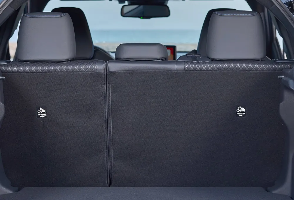 Toyota Yaris en renting — maletero