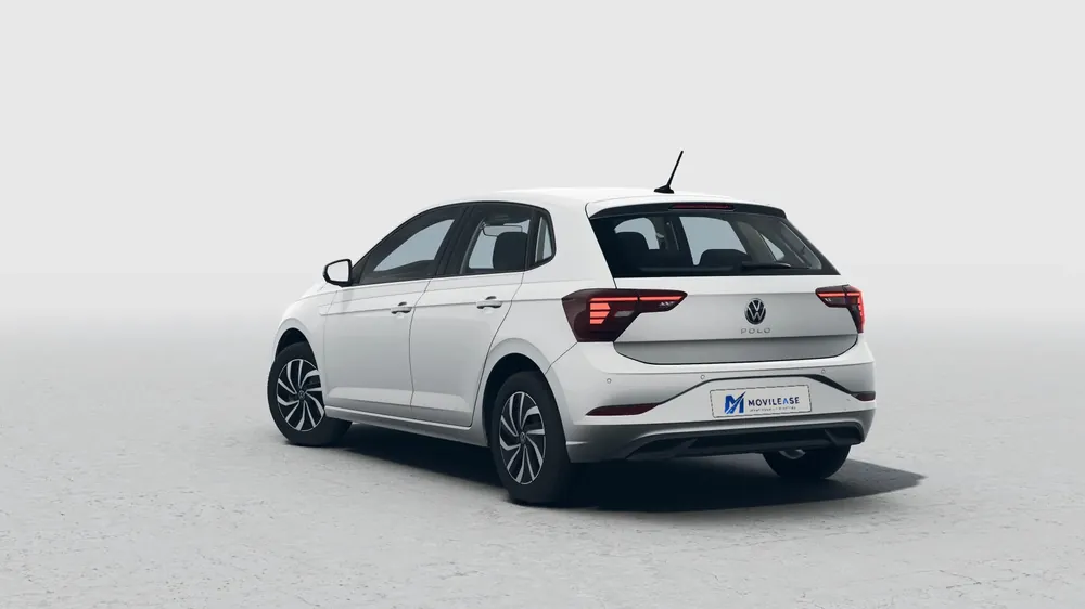 Volkswagen Polo en renting — tres cuartos trasero