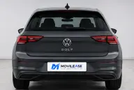 Volkswagen Golf en renting — trasera