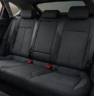Volkswagen Taigo en renting — plazas traseras