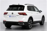 Volkswagen Tiguan en renting — vista exterior
